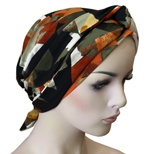 Cap weit Attached Long Ties at Hat Show