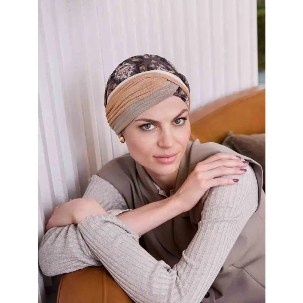 ocCHRISTINE TURBANS AT HAT SHOW