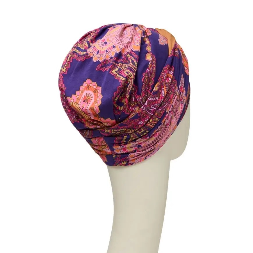 CHRISTINE TURBANS AT HAT SHOW.